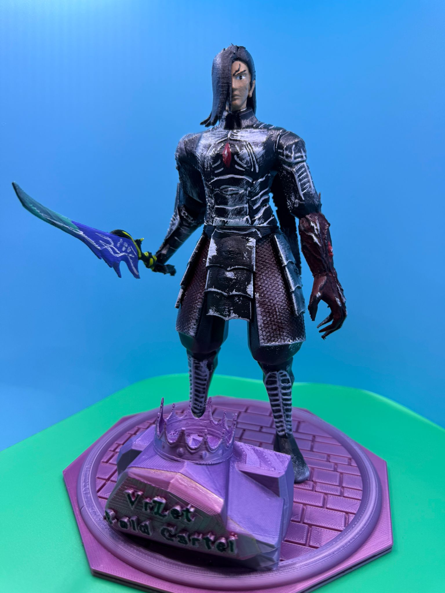 Sura Trophy with Black steel Armour